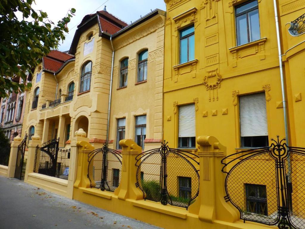 Konzul -Top Apartment, Strict Center, Parking Осієк Екстер'єр фото
